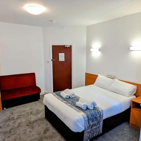 Sk Heathrow Hotel Hayes  Esterno foto