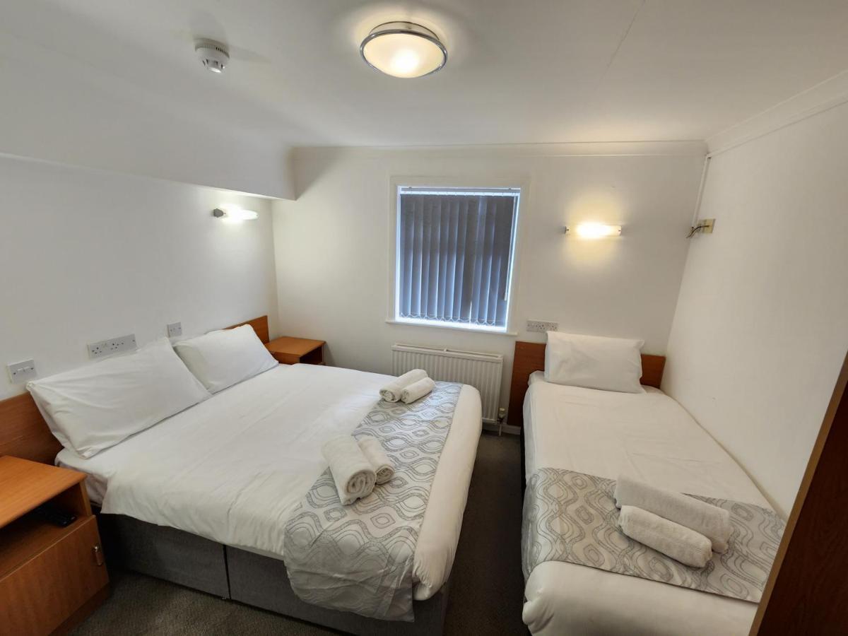 Sk Heathrow Hotel Hayes  Esterno foto