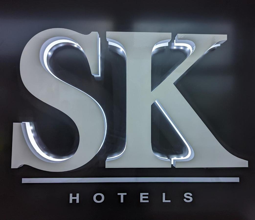 Sk Heathrow Hotel Hayes  Esterno foto